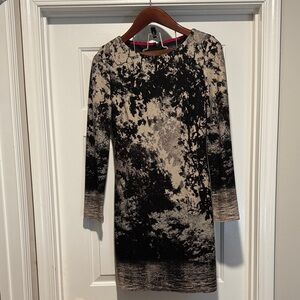 Jessica Howard Black and Cream Long Sleeve Dress